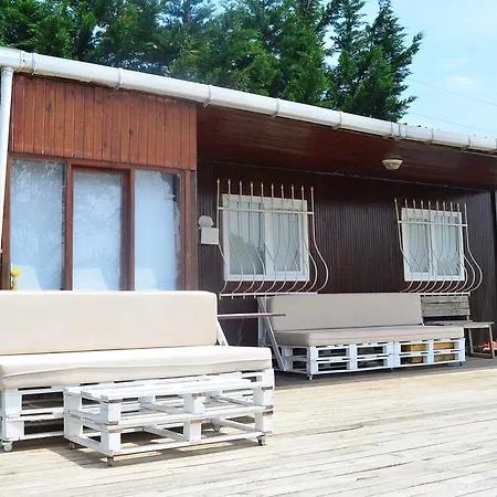 別荘 Vi̇ra Bungalow